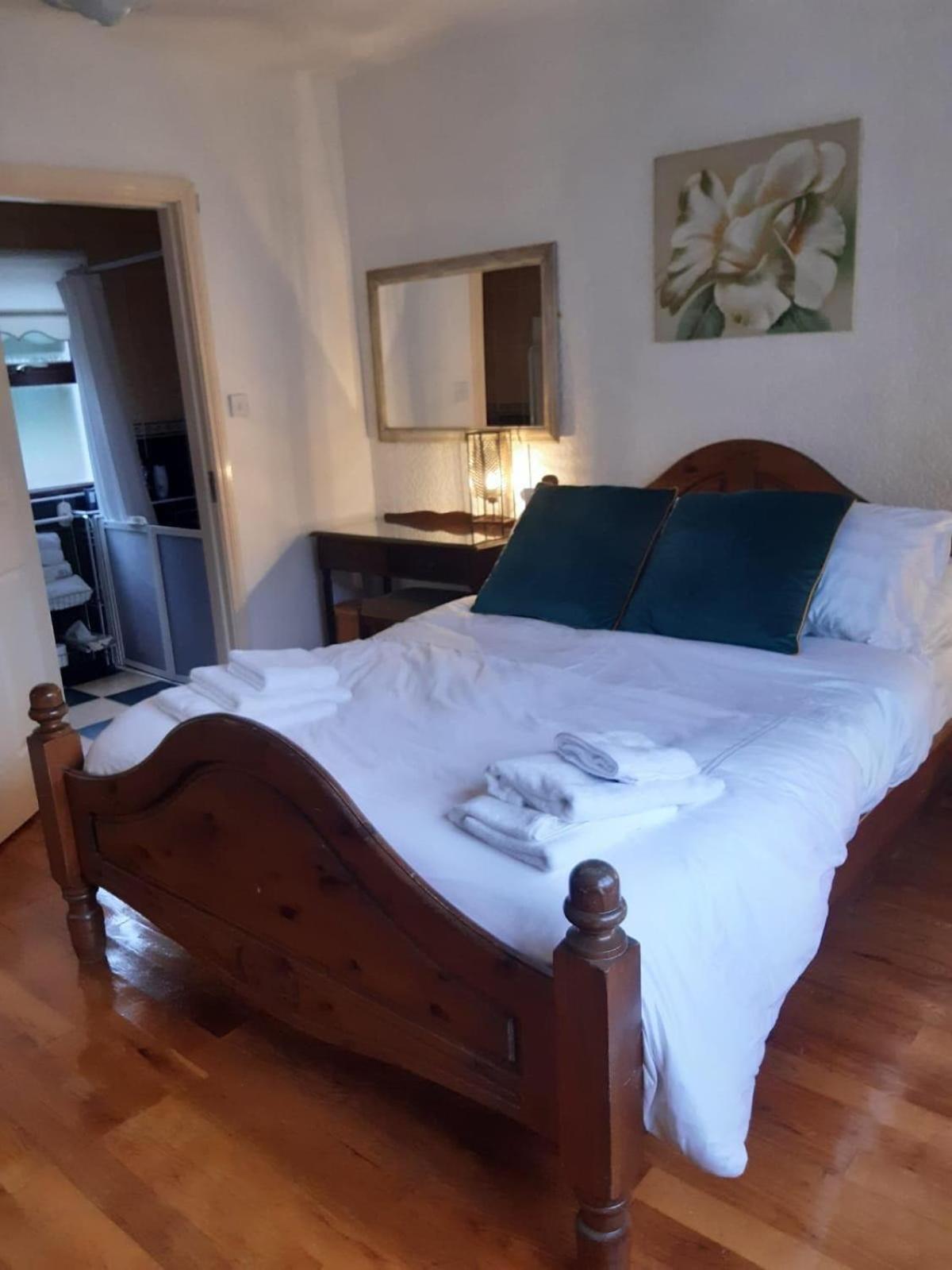 Сasa de vacaciones Windmill House, Clongill