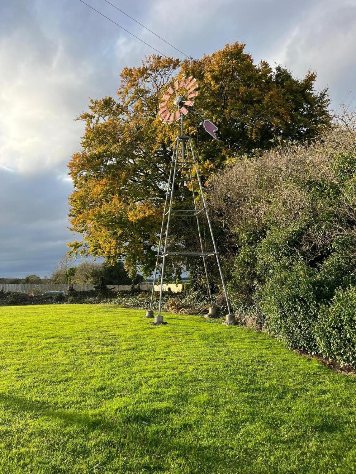 Сasa de vacaciones Windmill House, Clongill *